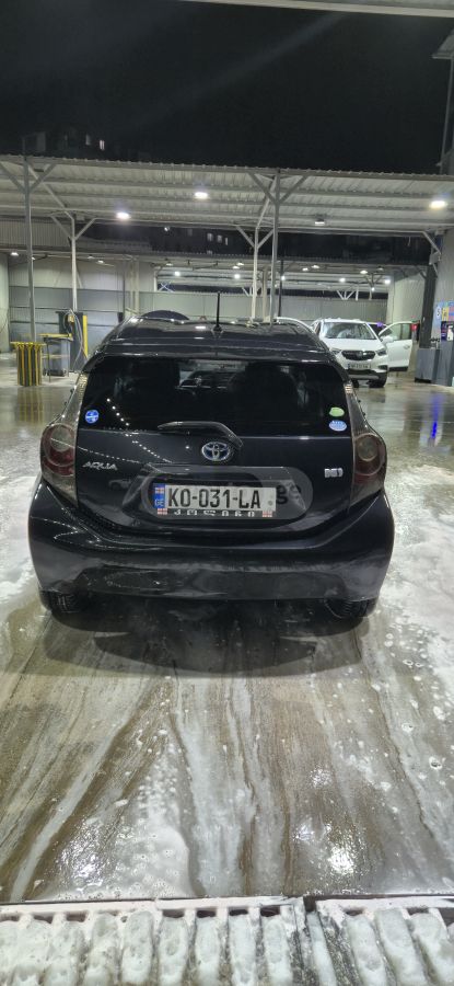 Toyota Aqua 2014 — photo 2