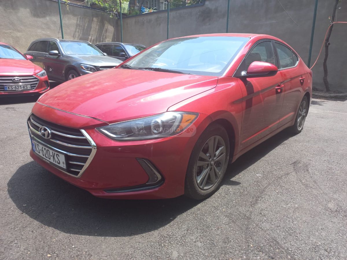 Hyundai Elantra 2018 — photo 2