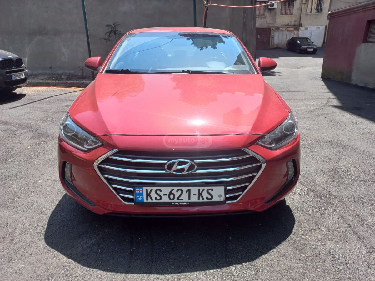 Hyundai Elantra 2018 — photo 2