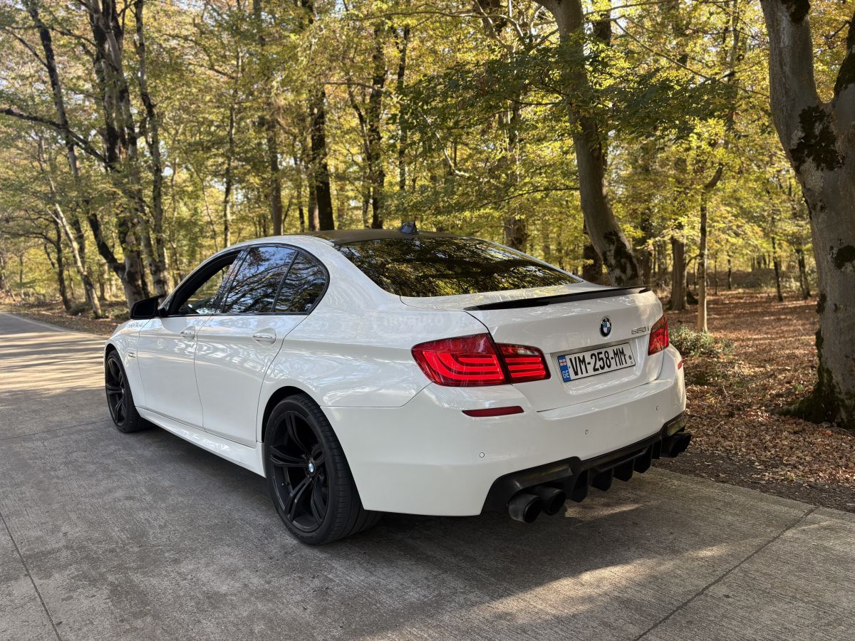 BMW 550 2011 — photo 2