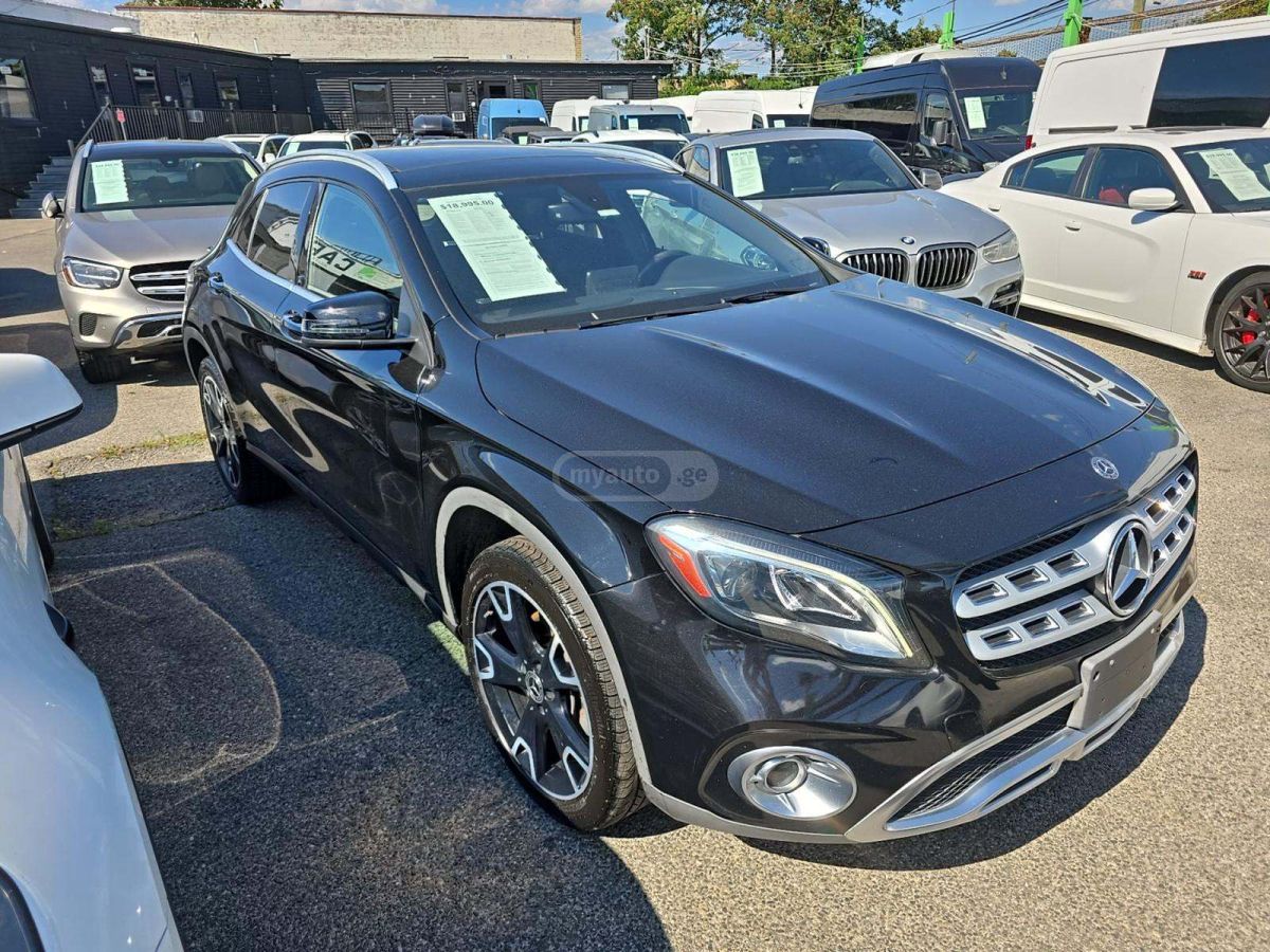 Mercedes-Benz GLA 250 2020 — photo 2