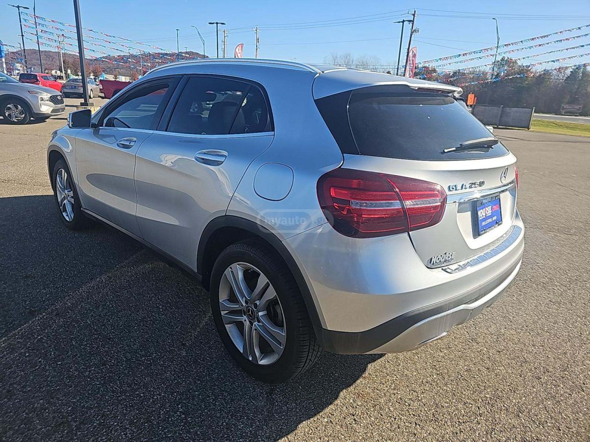 Mercedes-Benz GLA 250 2019 — photo 2