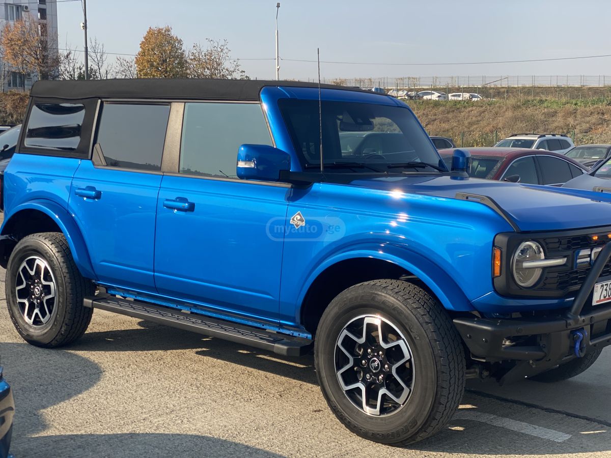 Ford Bronco 2023 — photo 2