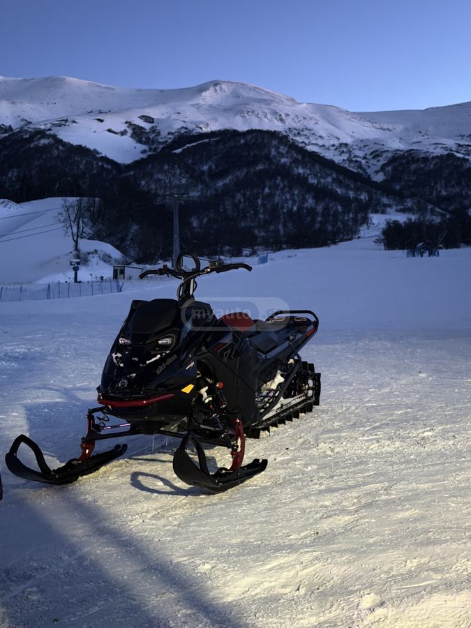Saturn Ski-Doo