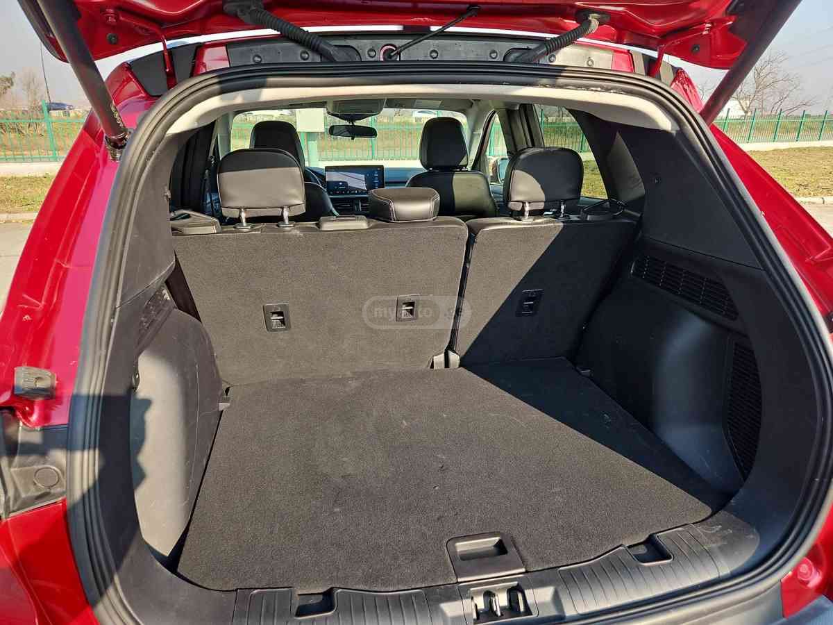 Ford Escape 2024 — photo 2
