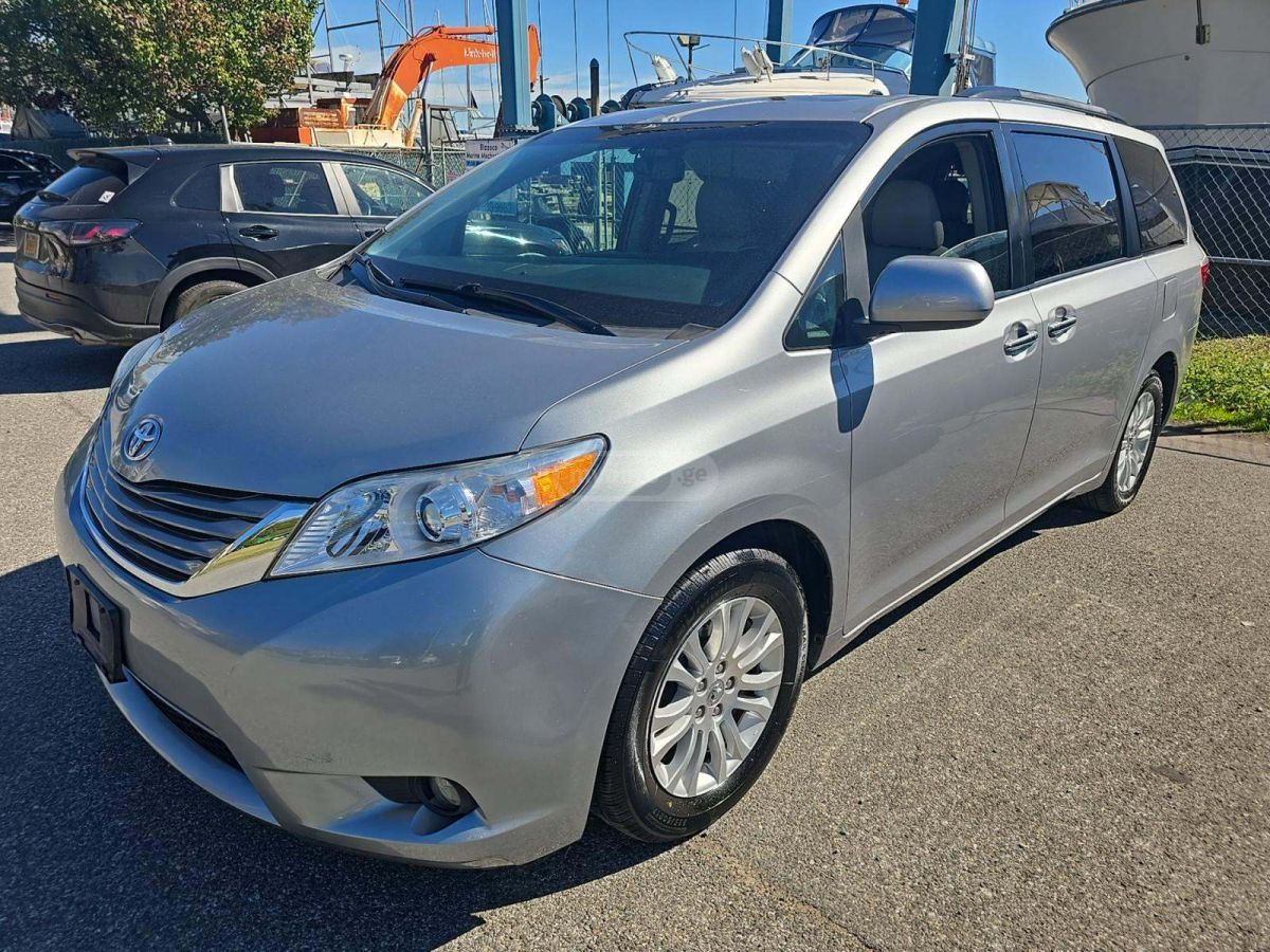 Toyota Sienna