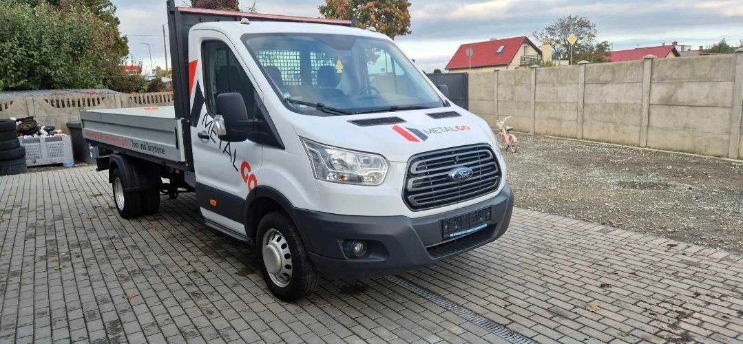 Ford Transit 2018 — photo 2