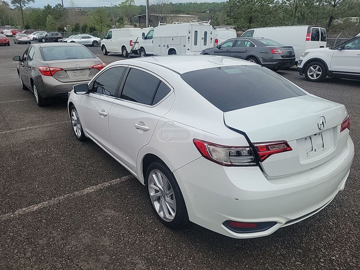 Acura ILX 2017 — photo 2
