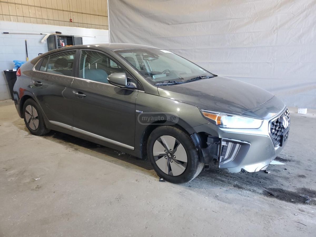 Hyundai Ioniq
