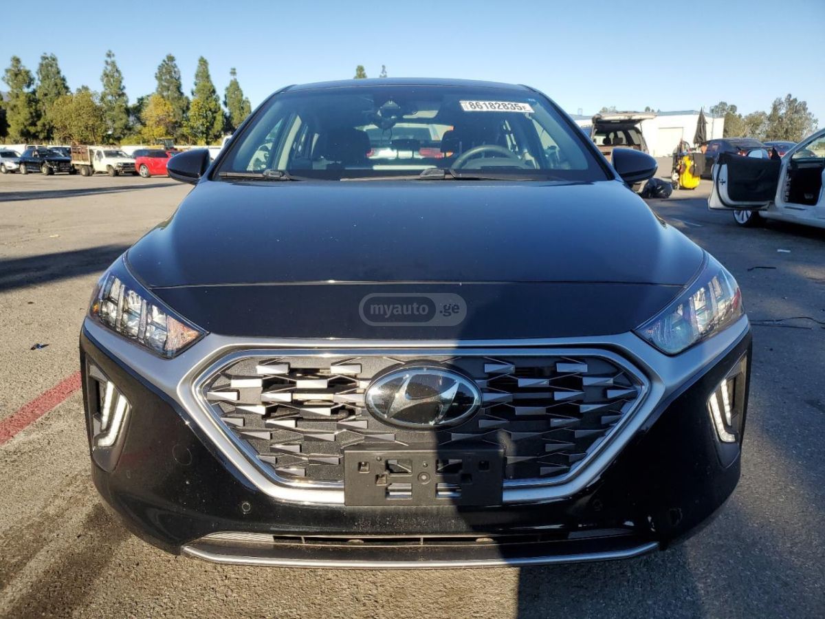 Hyundai Ioniq 2020 — photo 2