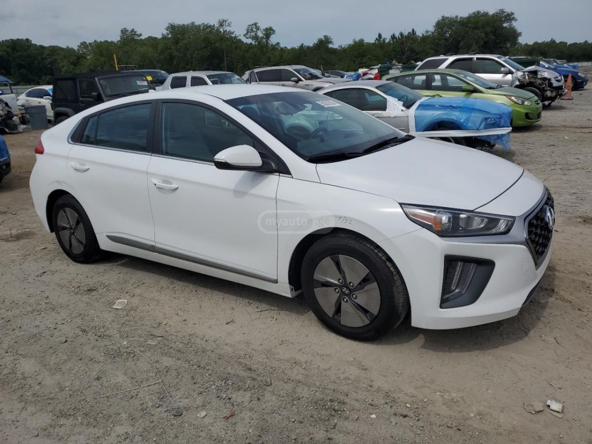 Hyundai Ioniq