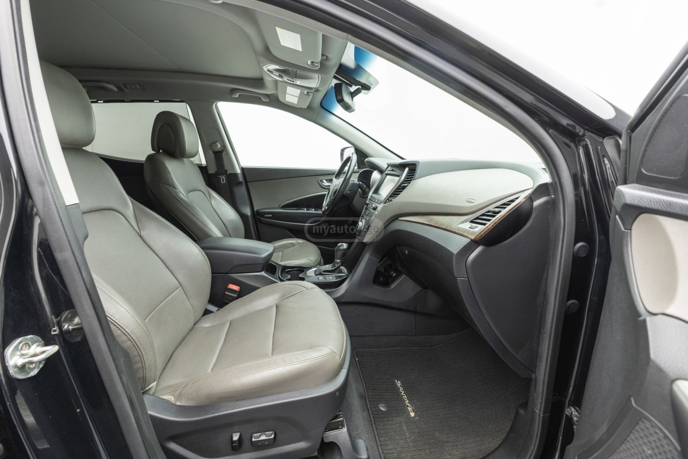 Hyundai Santa FE 2018 — photo 2