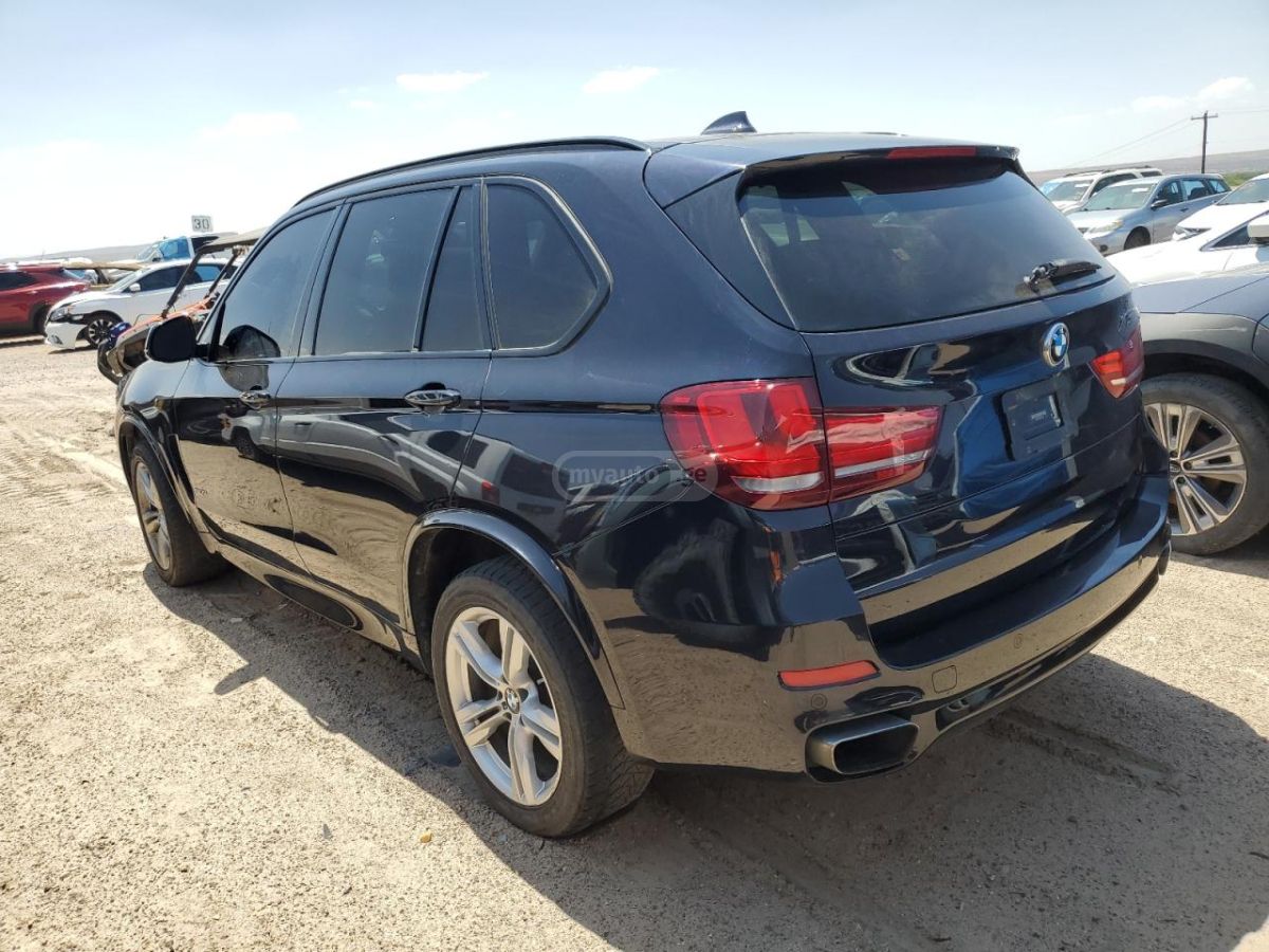 BMW X5 2015 — photo 2