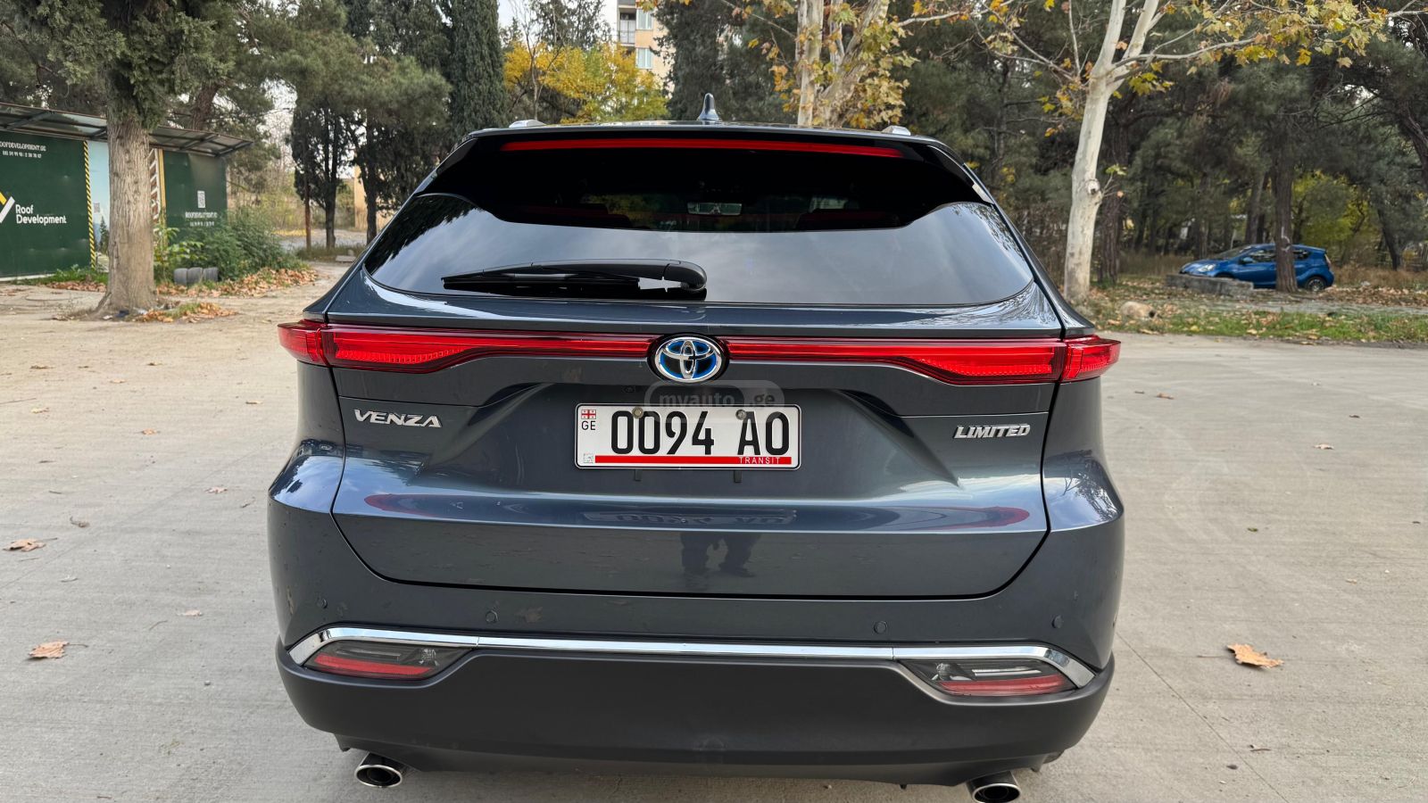 Toyota Venza 2024 — photo 2
