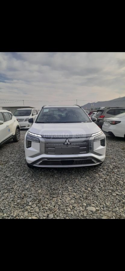Mitsubishi Airtrek 2022 — photo 2