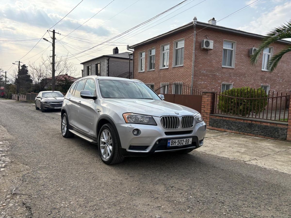 BMW X3 2012 — photo 2