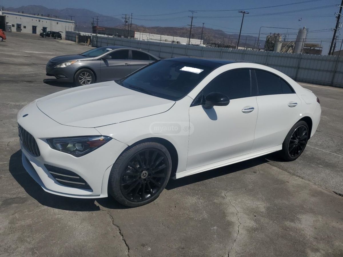 Mercedes-Benz CLA 250