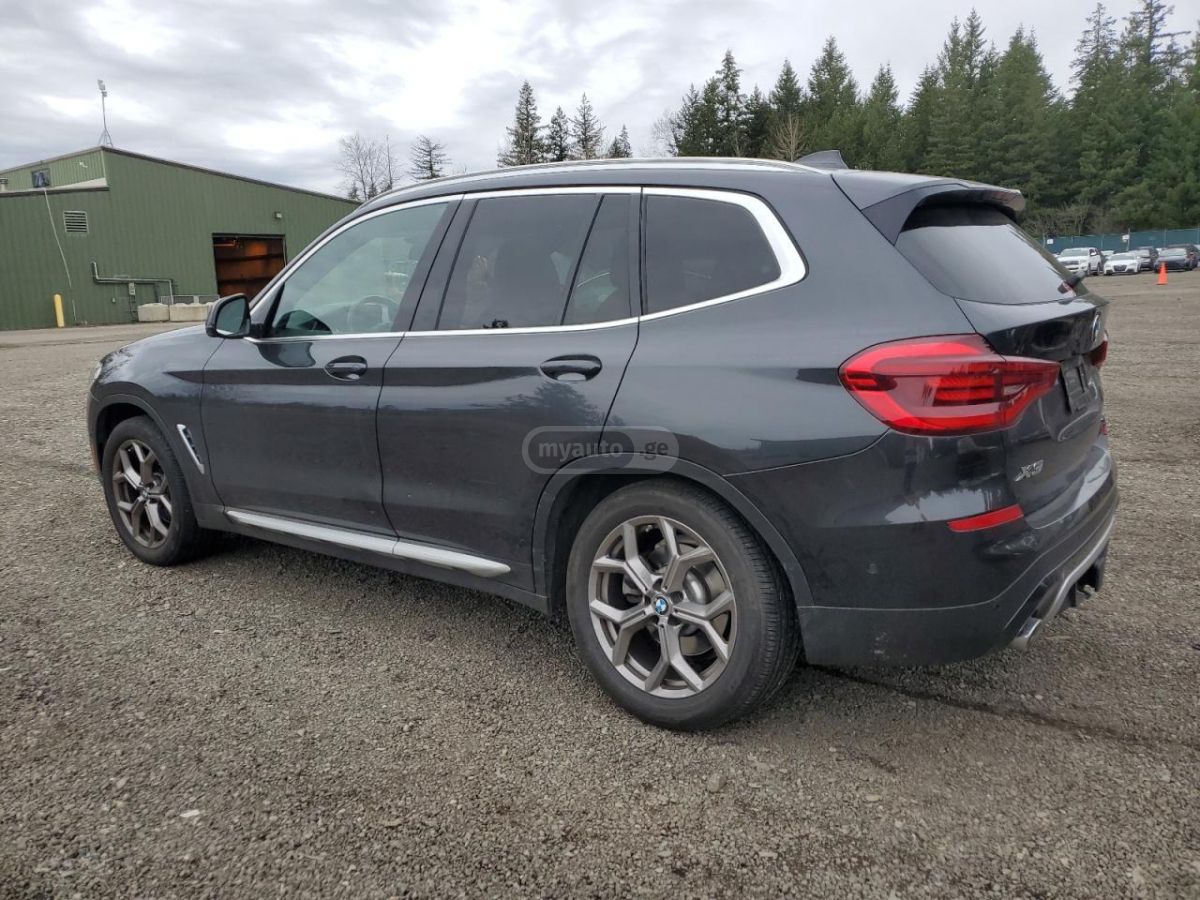 BMW X3 2021 — photo 2