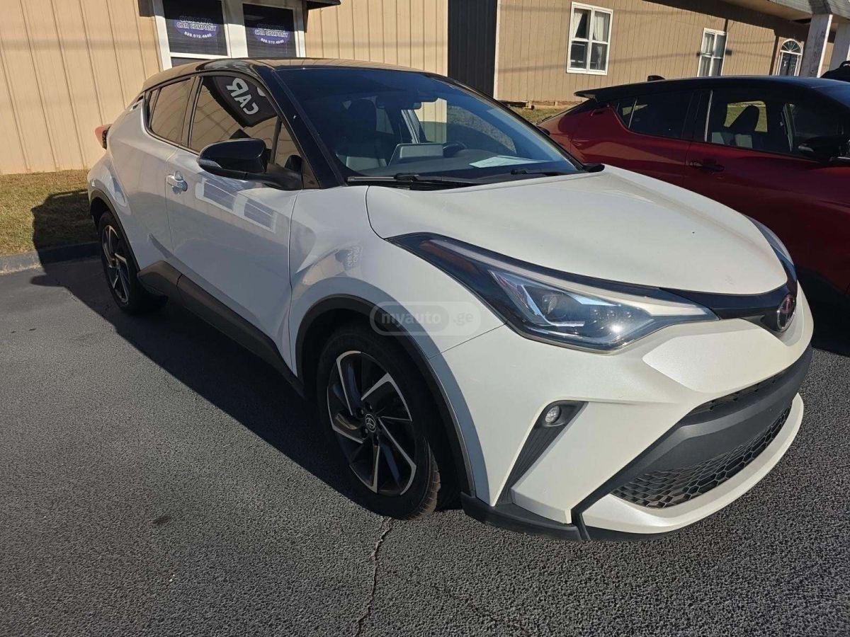Toyota C-HR 2021 — photo 2