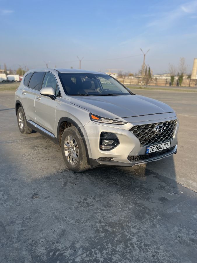 Hyundai Santa Fe 2019 — photo 2