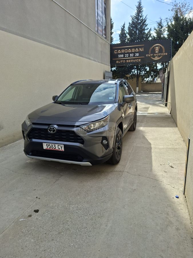 Toyota RAV4
