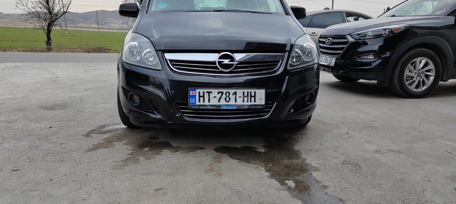 Opel Zafira 2011 — photo 2
