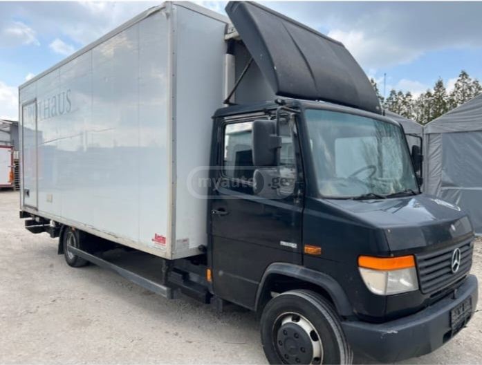 Mercedes-Benz Vario 2013 — photo 2