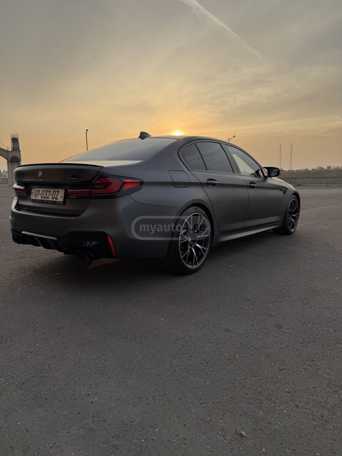 BMW M5 2020 — photo 2