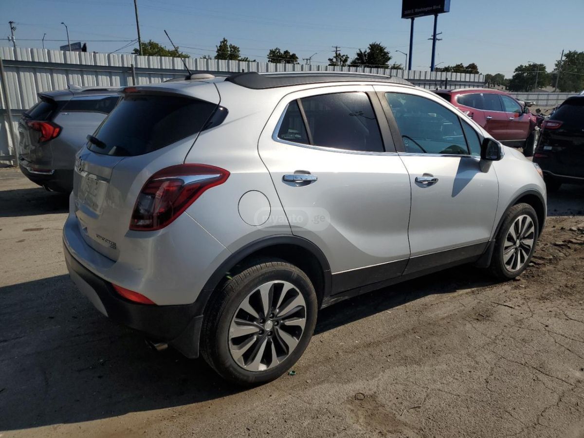 Buick Encore 2018 — photo 2