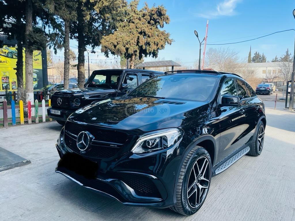 Mercedes-Benz GLE 43 AMG 2017 — photo 2