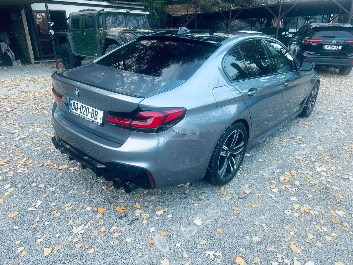 BMW 530