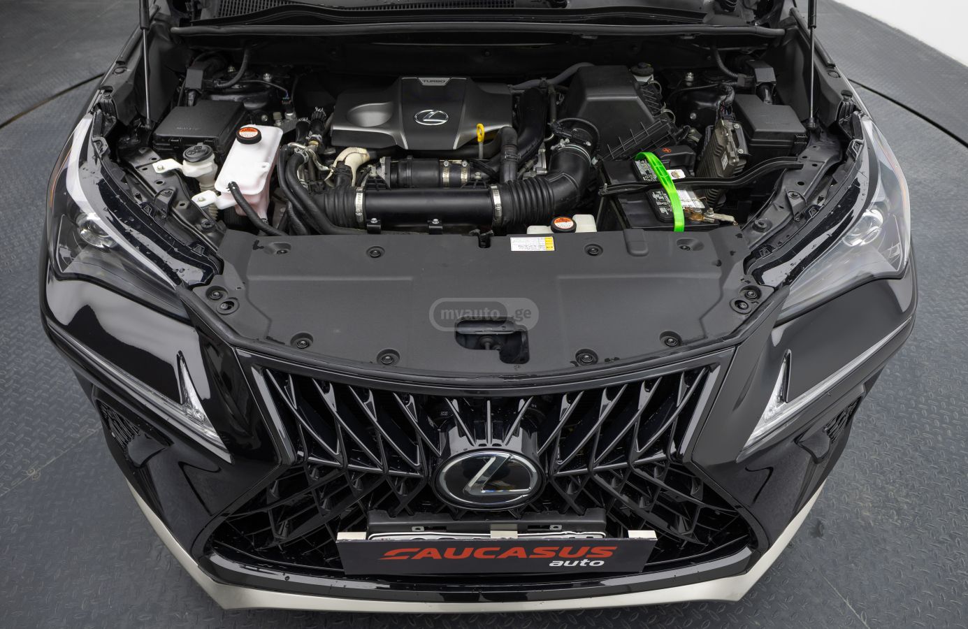 Lexus NX 200 2015 — photo 2
