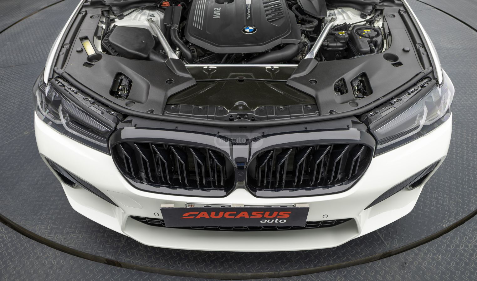BMW 540 2018 — photo 2