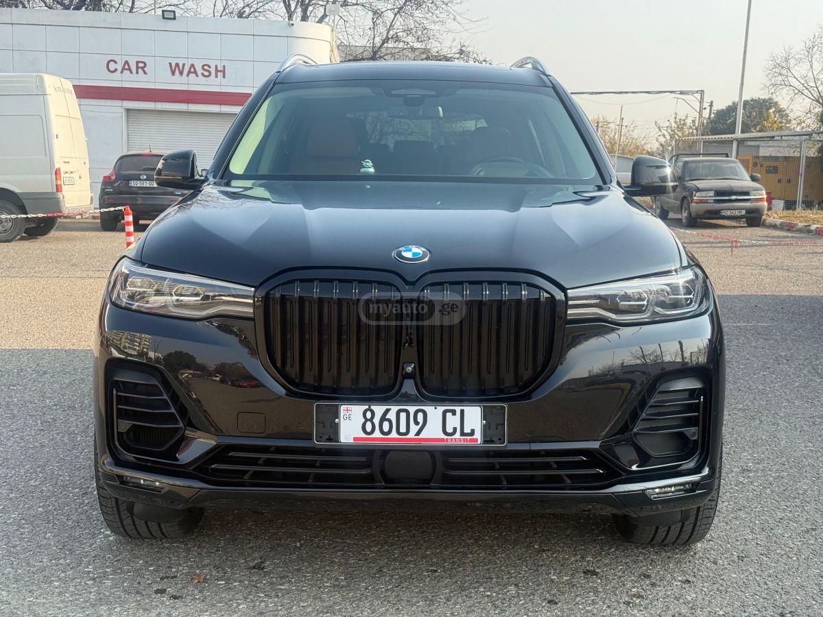 BMW X7