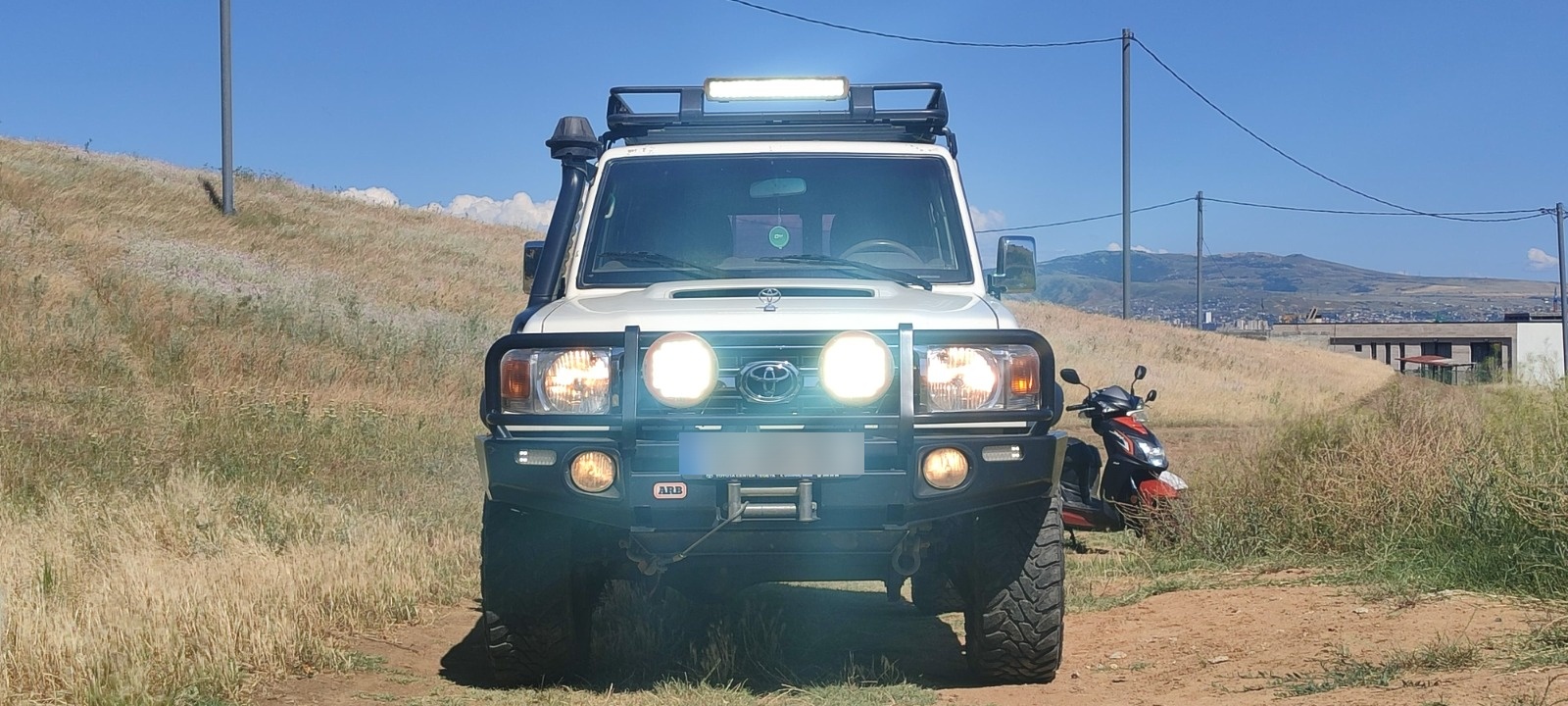 Toyota Land Cruiser