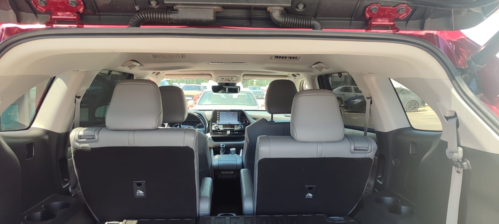 Toyota Highlander 2021 — photo 2