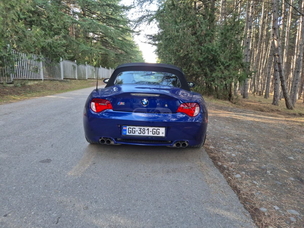 BMW M3 2006 — photo 2