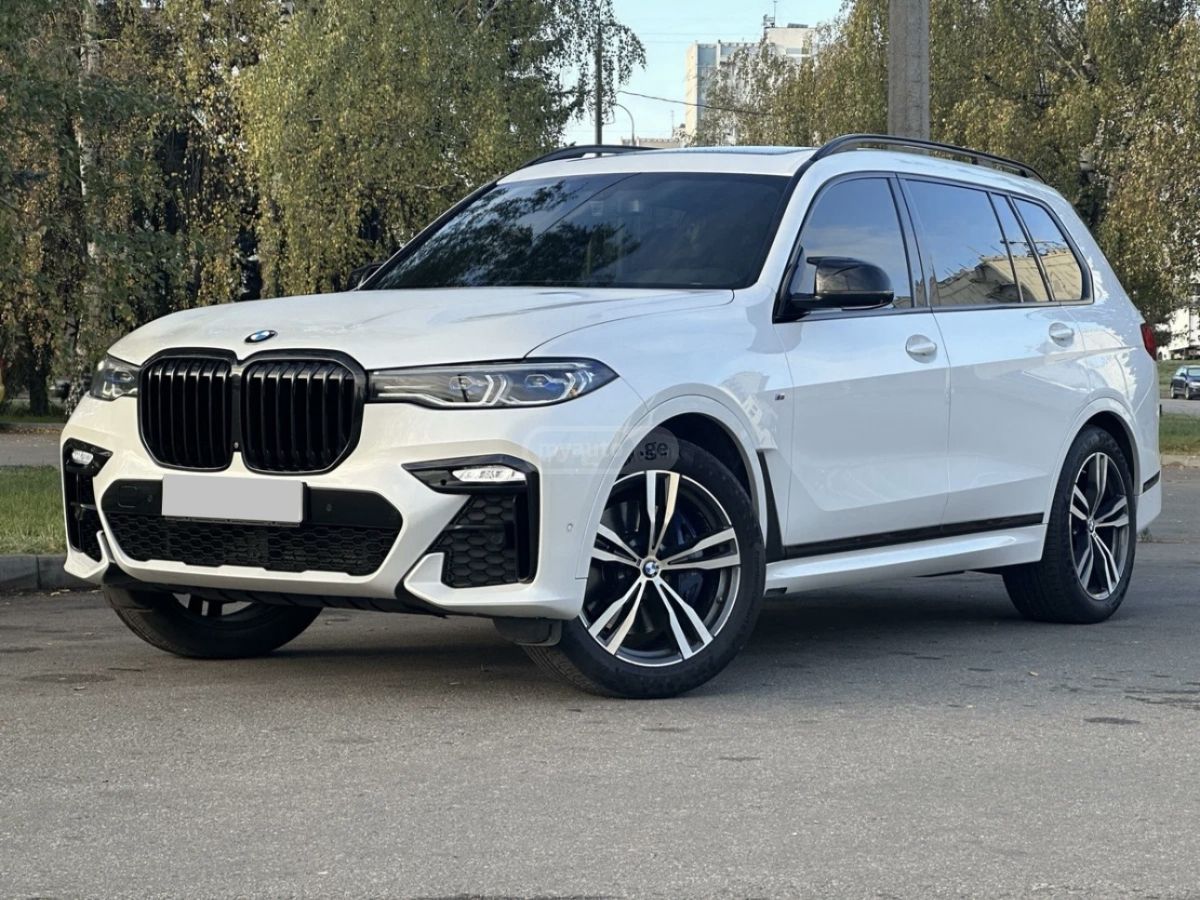 BMW X7 2022 — photo 2