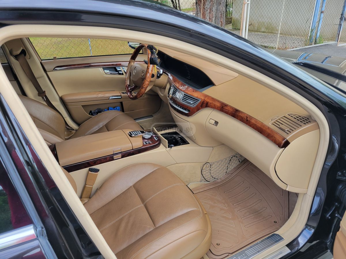 Mercedes-Benz S 550 2008 — photo 2