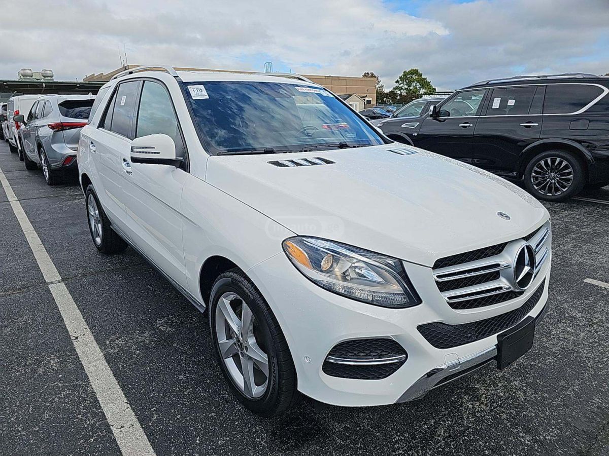 Mercedes-Benz GLE 350 2018 — photo 2
