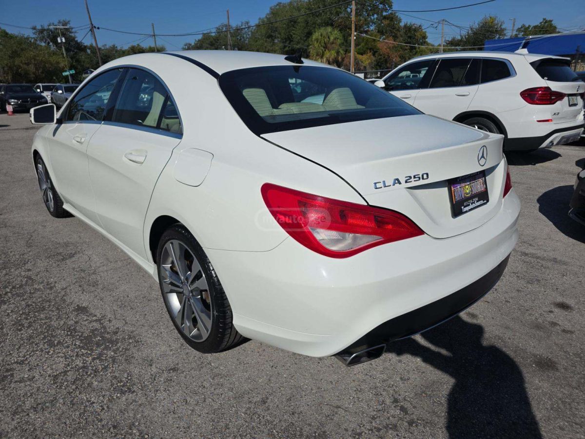 Mercedes-Benz CLA 250 2015 — photo 2