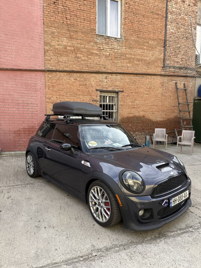 Mini Cooper 2011 — photo 2