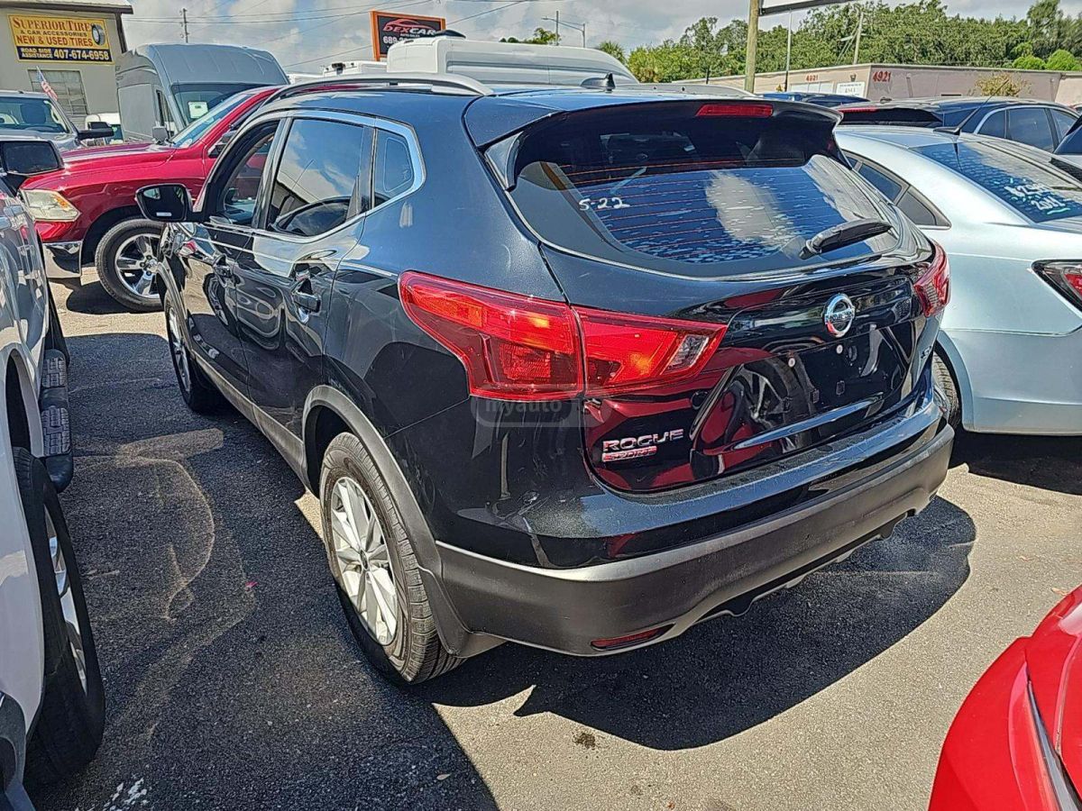 Nissan Rogue Sport 2017 — photo 2