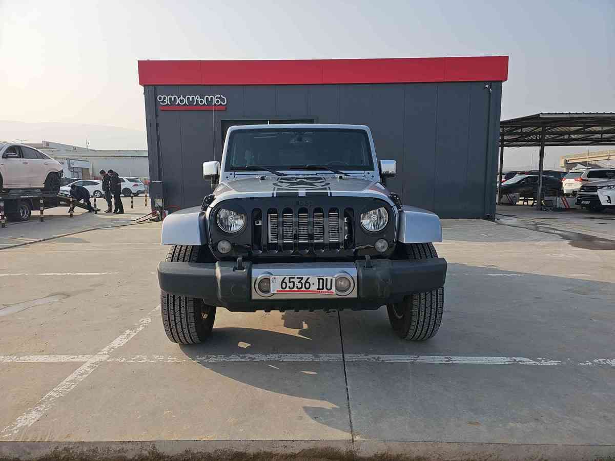 Jeep Wrangler 2015 — photo 2