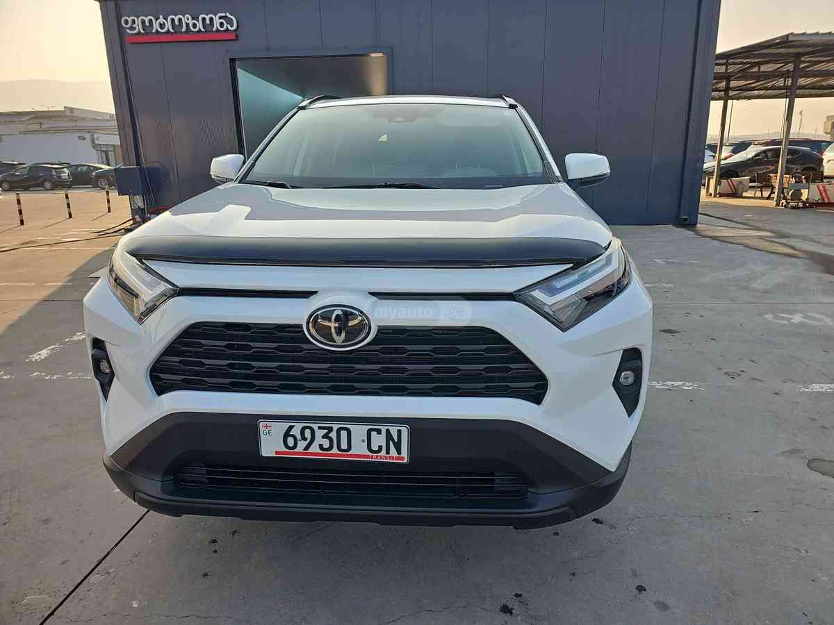 Toyota RAV4 2024 — photo 2