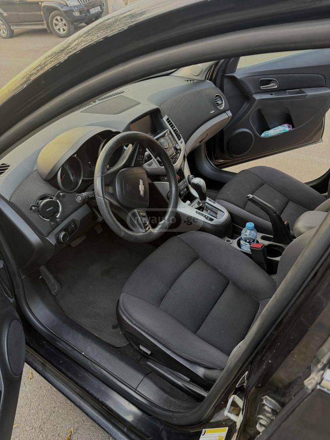 Chevrolet Cruze 2015 — photo 2