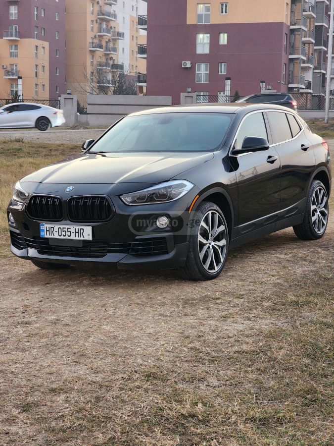 BMW X2