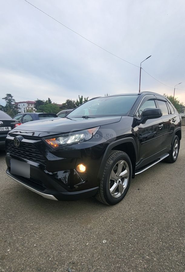 Toyota RAV4 2019 — photo 2
