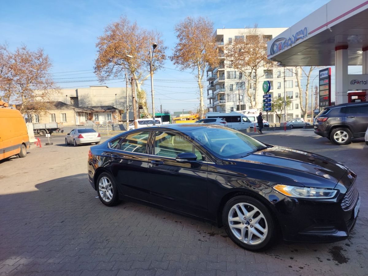Ford Fusion 2016 — photo 2