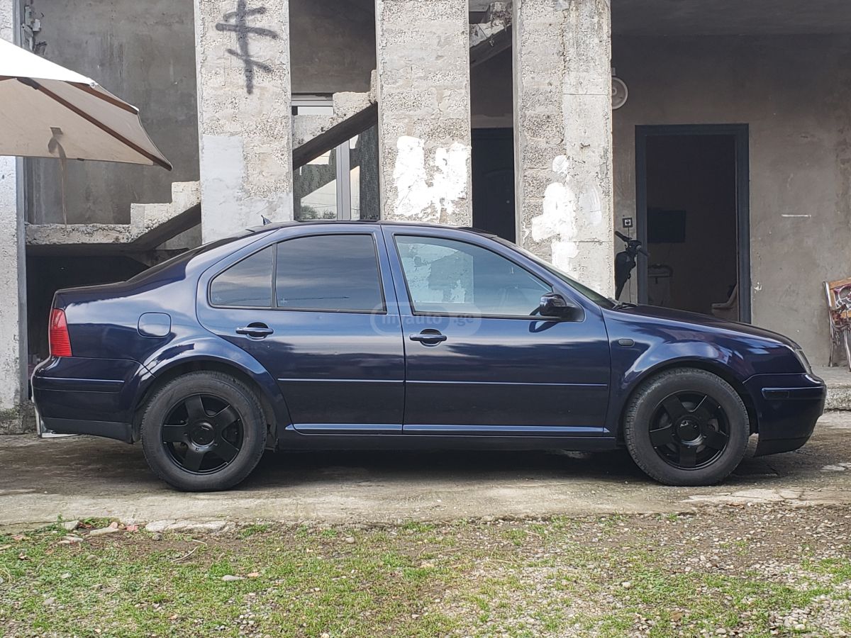 Volkswagen Jetta 2000 — photo 2